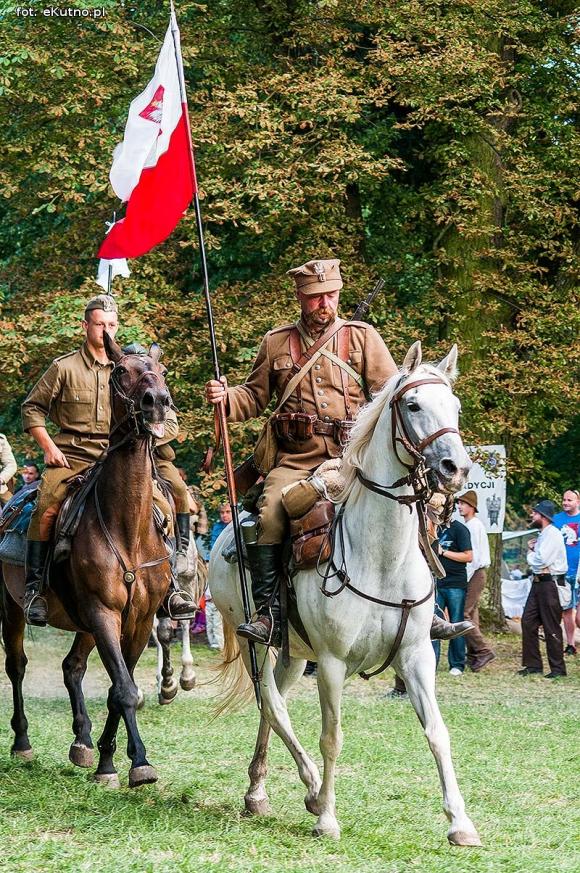 Potop szwedzki, Cud nad Wisłą 1920, popisy ułanów. Trwa IV Odyseja Historyczna