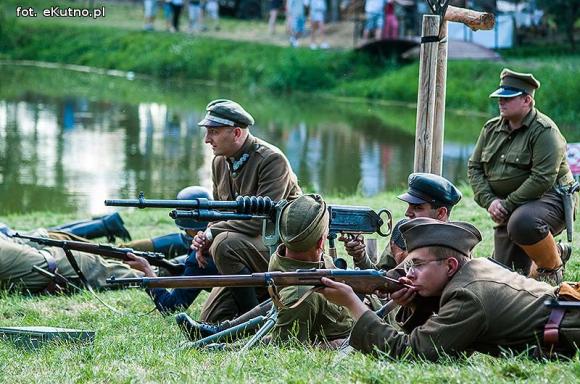 Potop szwedzki, Cud nad Wisłą 1920, popisy ułanów. Trwa IV Odyseja Historyczna