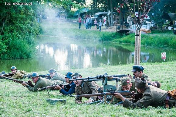 Potop szwedzki, Cud nad Wisłą 1920, popisy ułanów. Trwa IV Odyseja Historyczna