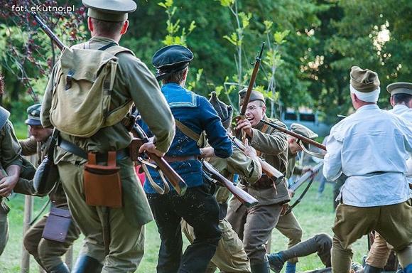 Potop szwedzki, Cud nad Wisłą 1920, popisy ułanów. Trwa IV Odyseja Historyczna