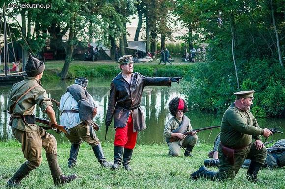 Potop szwedzki, Cud nad Wisłą 1920, popisy ułanów. Trwa IV Odyseja Historyczna