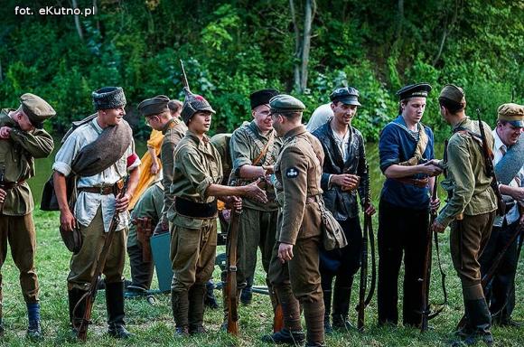 Potop szwedzki, Cud nad Wisłą 1920, popisy ułanów. Trwa IV Odyseja Historyczna