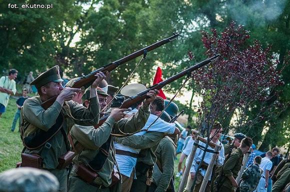 Potop szwedzki, Cud nad Wisłą 1920, popisy ułanów. Trwa IV Odyseja Historyczna