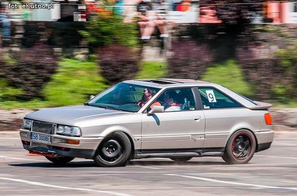  Tomasz Cieślak wygrał rajd na Placu Wolności