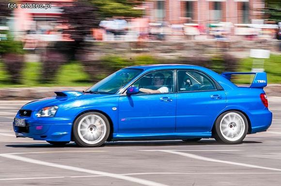  Tomasz Cieślak wygrał rajd na Placu Wolności