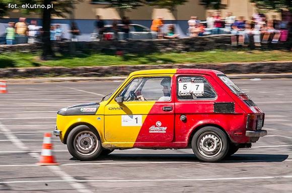  Tomasz Cieślak wygrał rajd na Placu Wolności