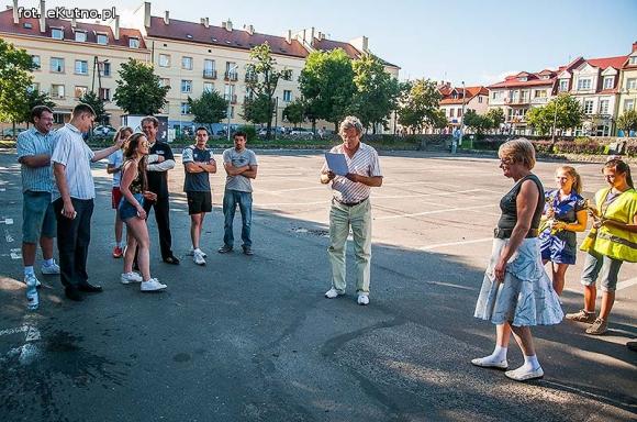  Tomasz Cieślak wygrał rajd na Placu Wolności
