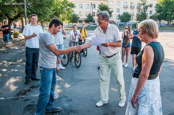  Tomasz Cieślak wygrał rajd na Placu Wolności