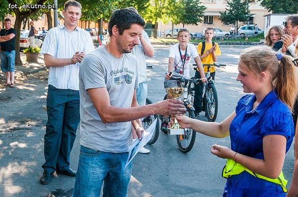  Tomasz Cieślak wygrał rajd na Placu Wolności
