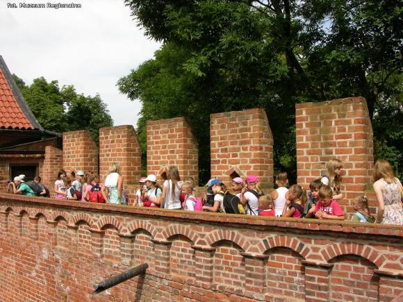 Lato w Muzeum. Relacja z wycieczki do Oporowa