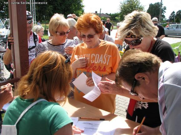 Julita Szczepankiewicz: Krośniewiccy rowerzyści w Besiekierach