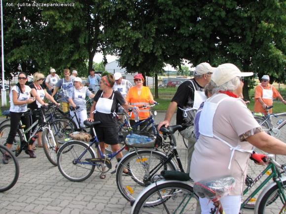 Julita Szczepankiewicz: Krośniewiccy rowerzyści w Besiekierach
