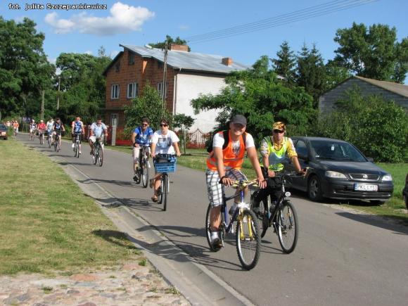Julita Szczepankiewicz: Krośniewiccy rowerzyści w Besiekierach