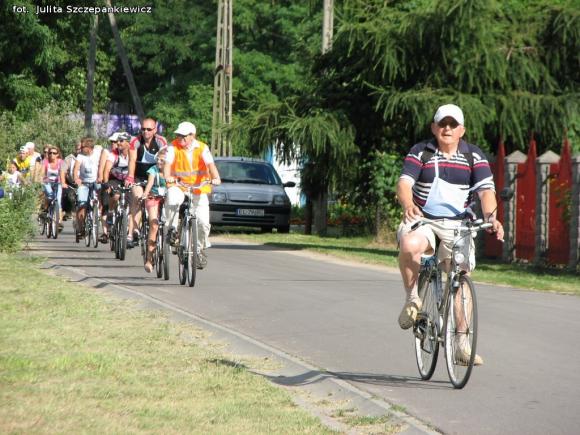 Julita Szczepankiewicz: Krośniewiccy rowerzyści w Besiekierach