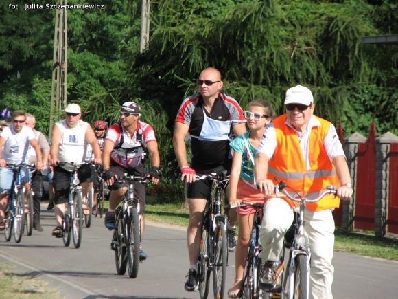 Julita Szczepankiewicz: Krośniewiccy rowerzyści w Besiekierach
