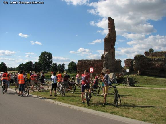 Julita Szczepankiewicz: Krośniewiccy rowerzyści w Besiekierach