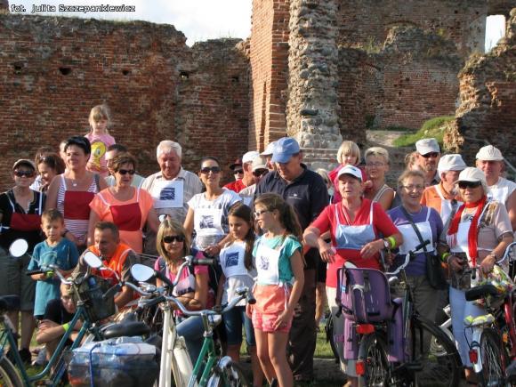 Julita Szczepankiewicz: Krośniewiccy rowerzyści w Besiekierach