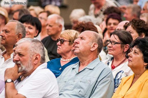 IV Letni Festiwal Muzyczny otwarty w piękny letni wieczór