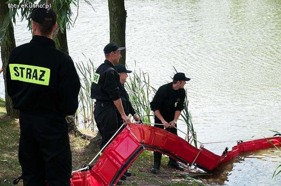 Zajęcia ratownictwa ekologiczno-chemicznego na kutnowskim zalewie