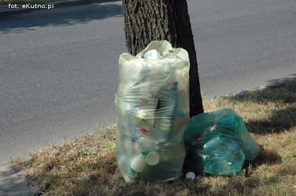 Miesiąc ustawy śmieciowej. Czy segregujemy śmieci w Kutnie?