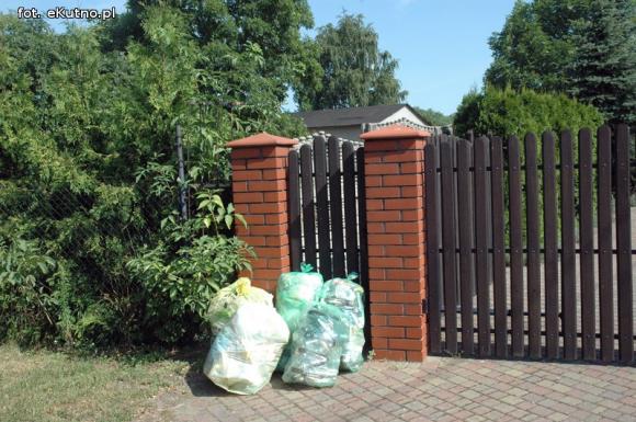 Miesiąc ustawy śmieciowej. Czy segregujemy śmieci w Kutnie?