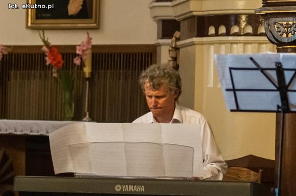  Muzyką przynieśli nadzieję