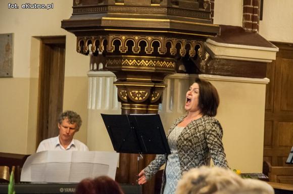  Muzyką przynieśli nadzieję