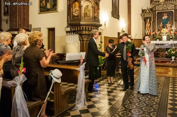  Muzyką przynieśli nadzieję