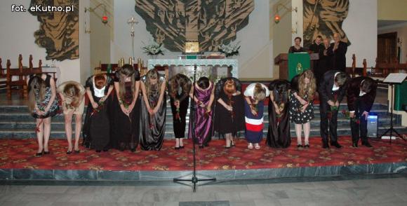 Serca w głosach. Koncert uczestników Międzynarodowych Warsztatów Wokalnych