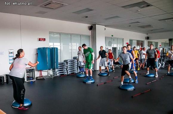 Koszykarze KKS Pro-Basket Kutno na zajęciach Magic Bar
