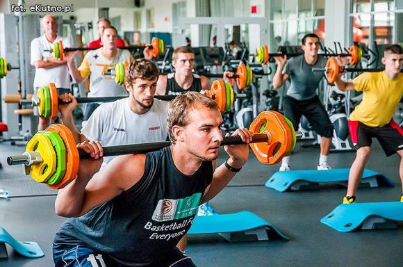 Koszykarze KKS Pro-Basket Kutno na zajęciach Magic Bar