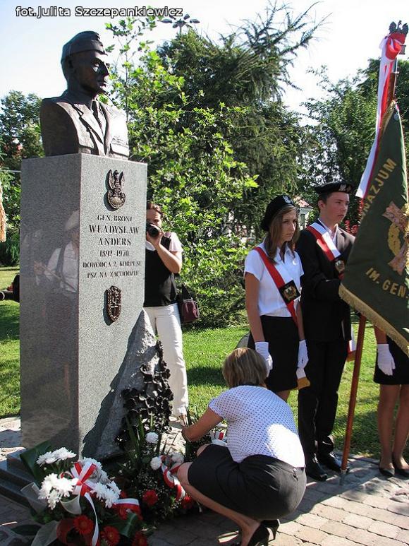 Krośniewice uczciły urodziny generała Andersa