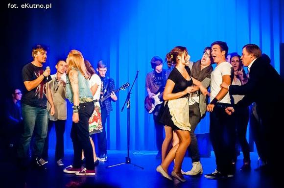 Metalowiec Jędrek usidlił Kaśkę żyletę