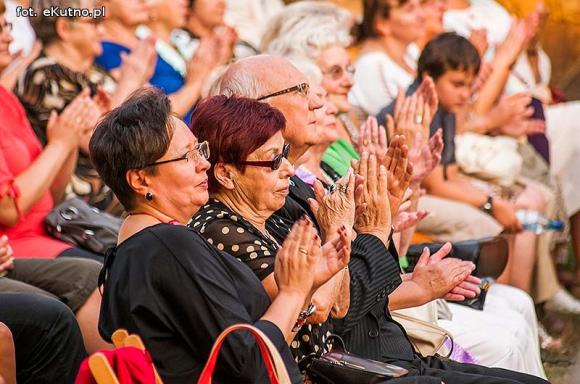 Kutno ma też uroczy skwer. Festiwalowy wieczór operetkowy