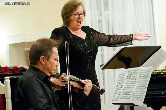 Wieczór z muzyką poważną na wesoło