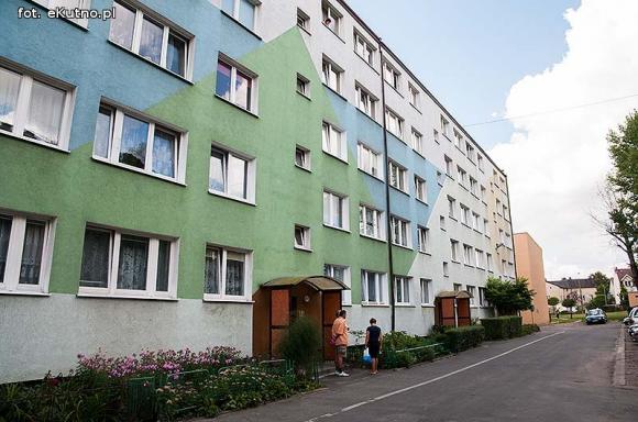 Fekalia zalewają piwnice mieszkańców Warszawskiego Przedmieścia