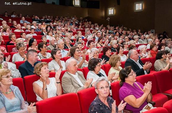 Dosięgnąć gwiazd...Nie ma sztuki bez mecenasów