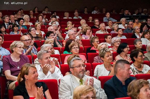 Dosięgnąć gwiazd...Nie ma sztuki bez mecenasów