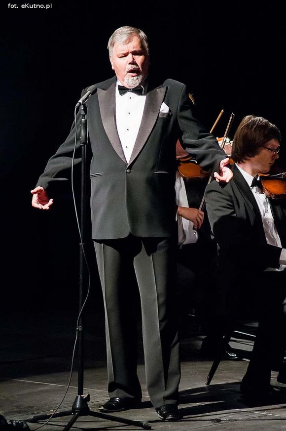 Dosięgnąć gwiazd...Nie ma sztuki bez mecenasów