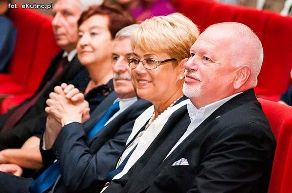 Dosięgnąć gwiazd...Nie ma sztuki bez mecenasów