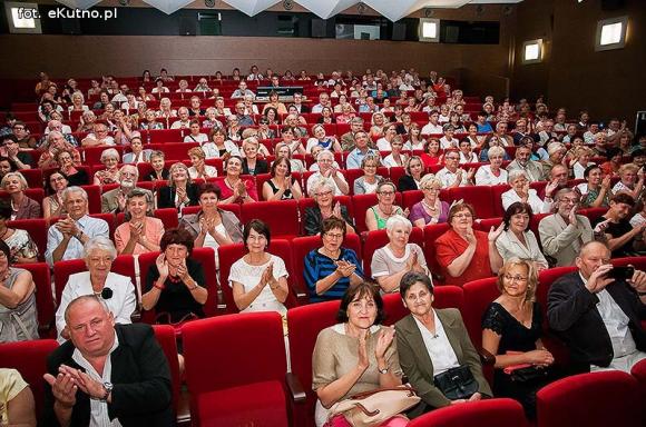 Dosięgnąć gwiazd...Nie ma sztuki bez mecenasów