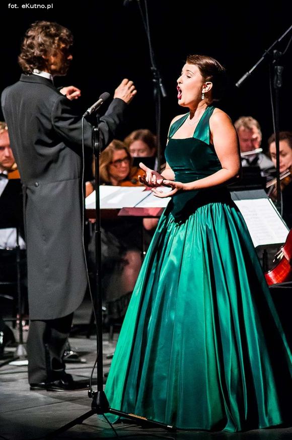 Dosięgnąć gwiazd...Nie ma sztuki bez mecenasów