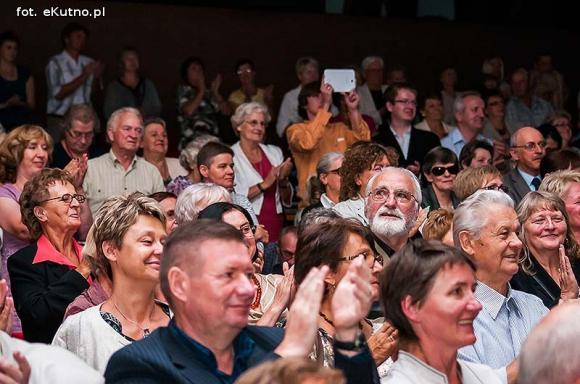 Dosięgnąć gwiazd...Nie ma sztuki bez mecenasów