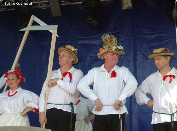 Chcę wyjechać na wieś, dojrzałe wiśnie z drzewa rwać... Dożynki w gminie Strzelce