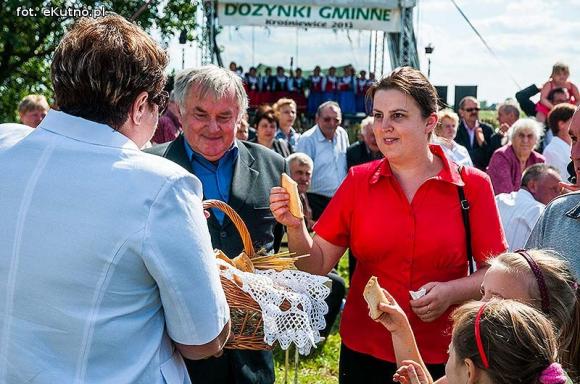  Zboża z pól sprzątnięte tradycja więc każe by godnie to uczcili wszyscy gospodarze