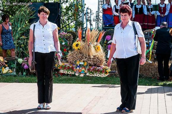  Zboża z pól sprzątnięte tradycja więc każe by godnie to uczcili wszyscy gospodarze