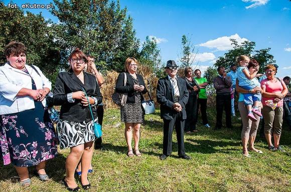  Zboża z pól sprzątnięte tradycja więc każe by godnie to uczcili wszyscy gospodarze