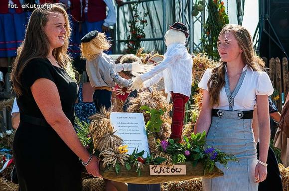  Zboża z pól sprzątnięte tradycja więc każe by godnie to uczcili wszyscy gospodarze