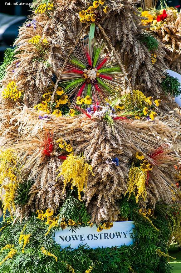  Zboża z pól sprzątnięte tradycja więc każe by godnie to uczcili wszyscy gospodarze
