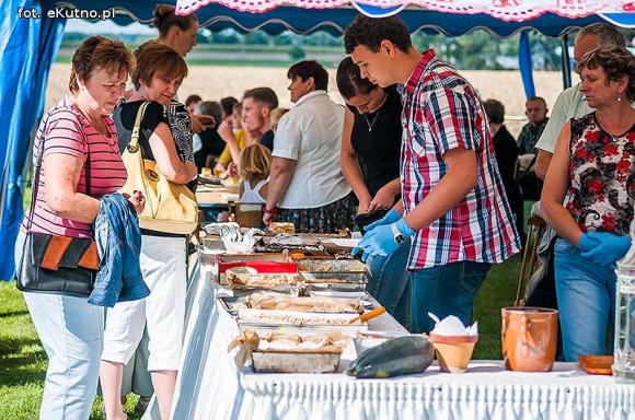  Zboża z pól sprzątnięte tradycja więc każe by godnie to uczcili wszyscy gospodarze